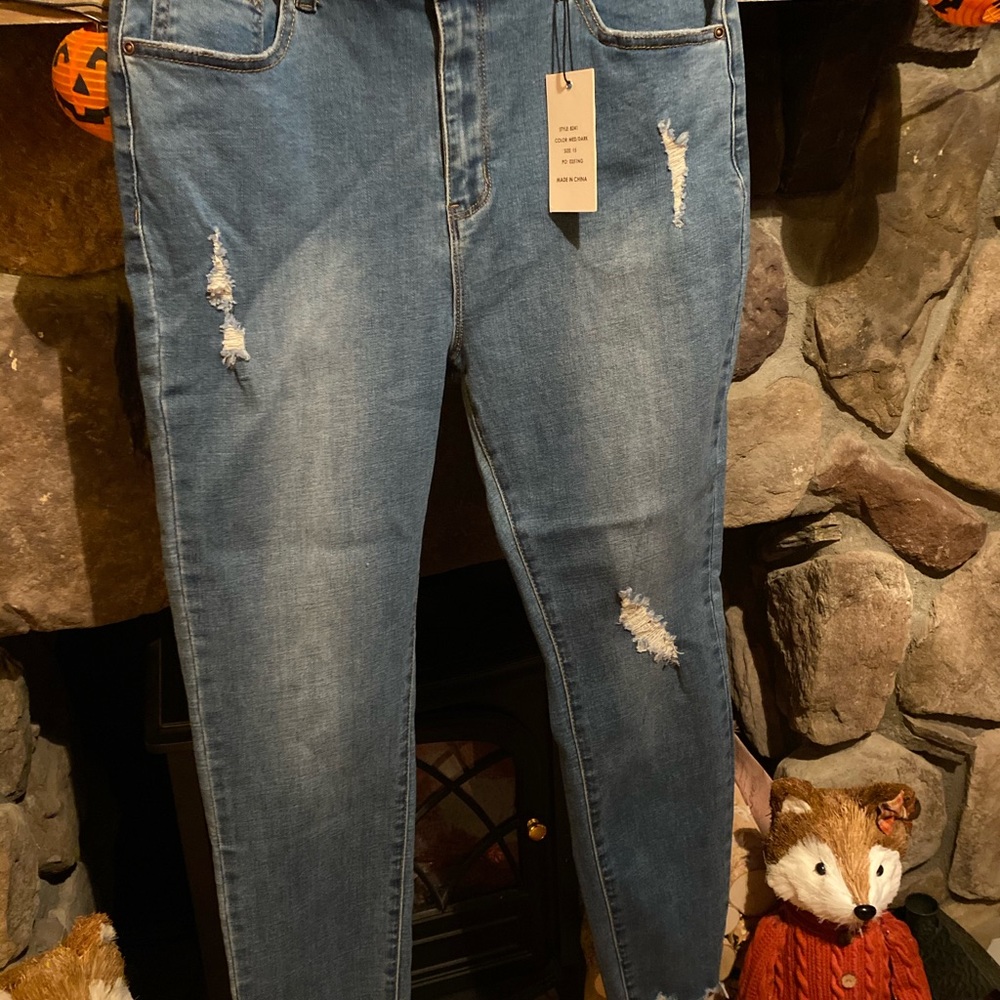 Distressed Encore Jeans